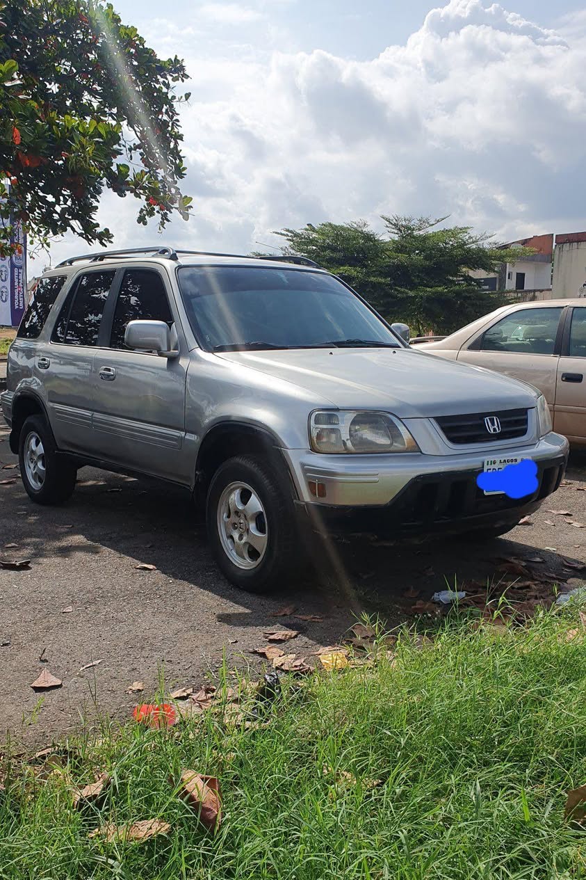 A picture of 2001 Honda crv