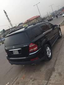 A picture of Benz GL450