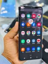 A picture of Samsung S20 Ultra