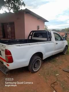 used toyota hilux