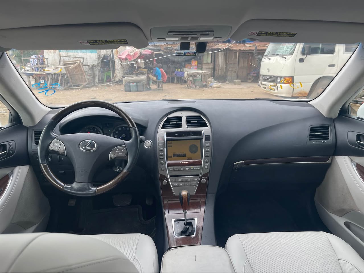 A picture of 2012 Lexus es 350