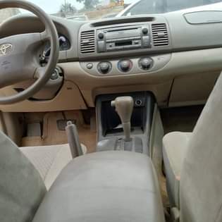 A picture of Toyota Camry LE 2004 V6