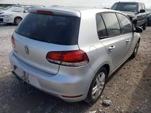 A picture of Volkswagen Golf 5 Leather ONLY 550 000 Naira Make Volkswagen