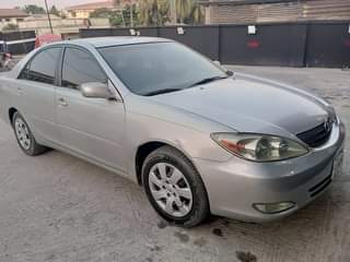 A picture of 2004 Toyota Camry XLE