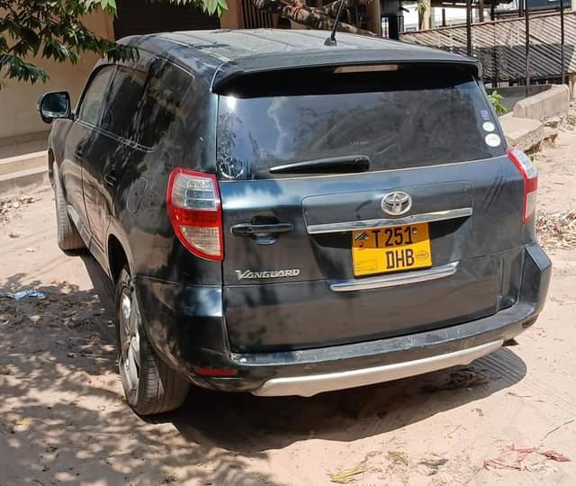 A picture of TOYOTA VANGUARD