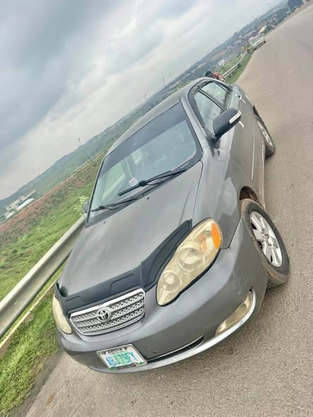 A picture of 2006 TOYOTA COROLLA