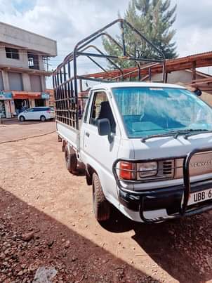 A picture of Toyota townce