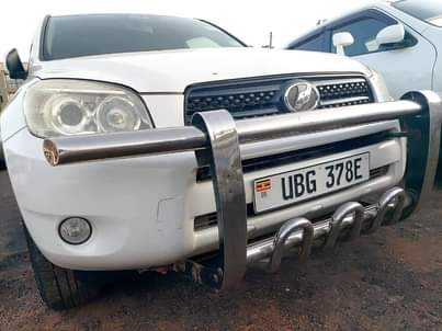 A picture of 2009 Toyota Rav4 Toyota 2.4cc