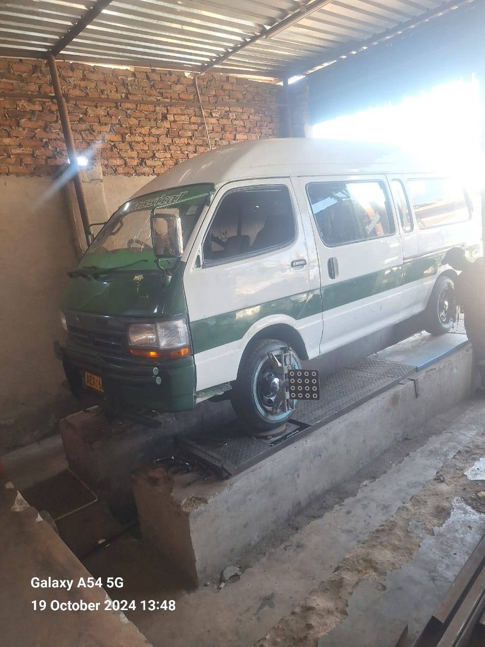 used toyota hiace