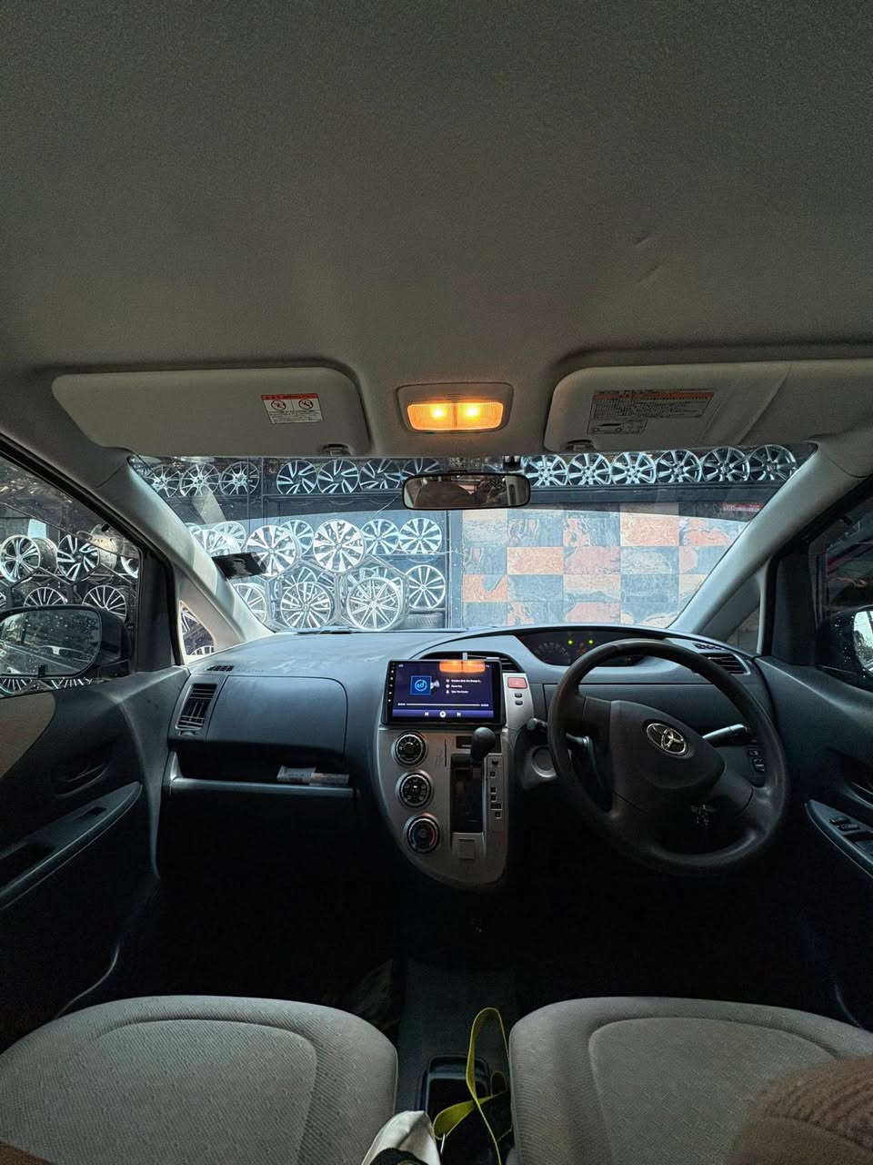 A picture of TOYOTA RACTIC Year 2006 Price 11 9M