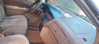 A picture of Toyota Sienna 2000 Only Reason for sale is relocation Price