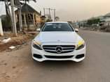 A picture of Toyota Mercedes Benz etc