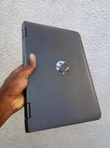 A picture of NAUZA laptop hp slim Touchscreen