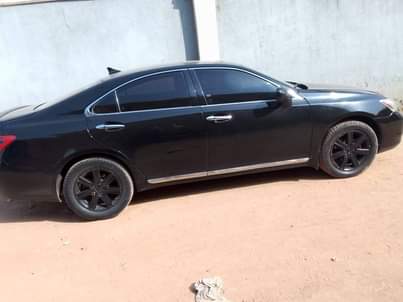 A picture of Lexus Es350