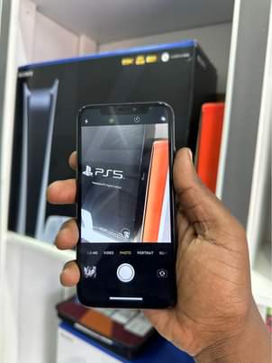 A picture of IPHONE X