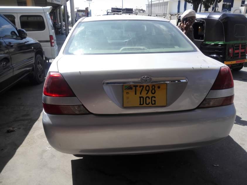 A picture of Toyota mark2 grand