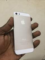 A picture of iPhone 5s