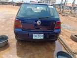 A picture of 2002 Volkswagen Golf S