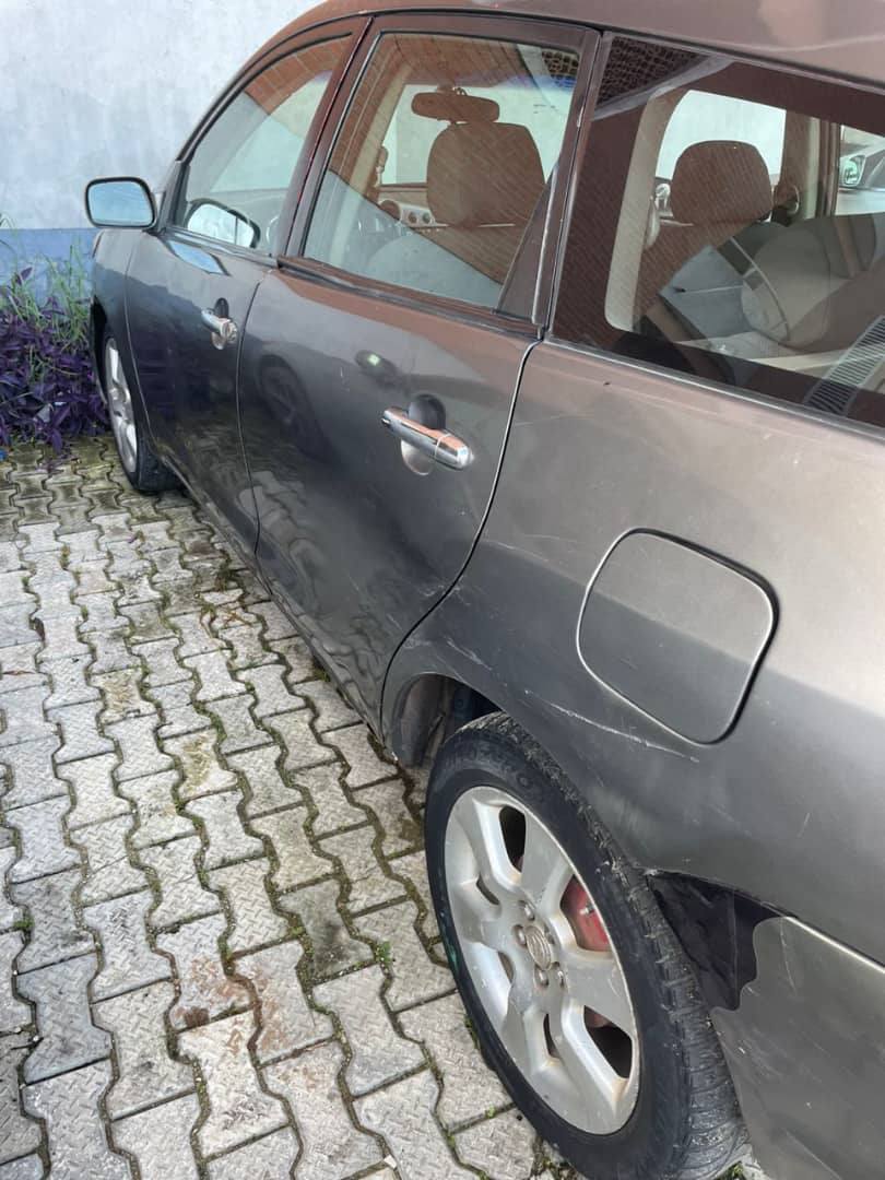 A picture of Toyota matrix 2005
