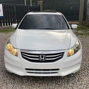 A picture of FOR SALE DIRECT BELGIUM HONDA ACCORD 2010 MODEL GOING FOR