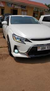 A picture of Toyota Mark x model 2010