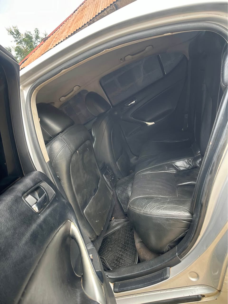 A picture of Unregistered Lexus Is250 available