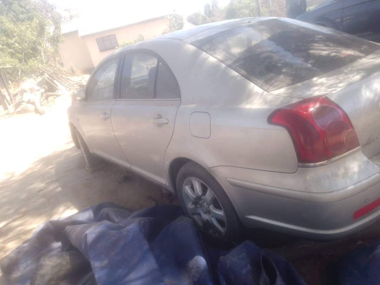 used toyota avensis