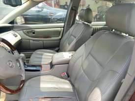 A picture of 2003 TOYOTA AVALON XLS 