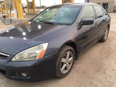 A picture of 2005 direct Honda Accord eod for sale First user First