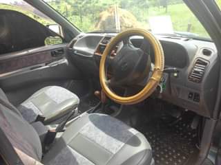 A picture of Nissan Mistral
