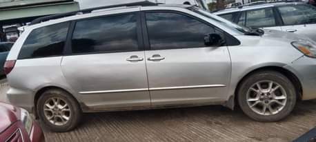 A picture of 2006 Toyota sienna 2006 XLE