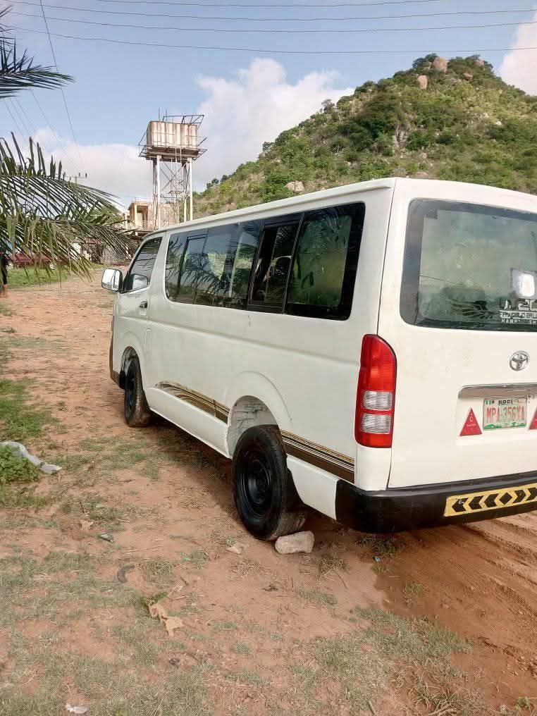 A picture of 2011 Toyota hummer one