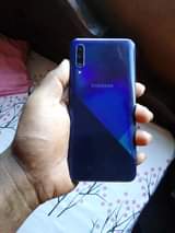 A picture of SAMSUNG GALAXY A30s SIM IMEBADIKISHWA KIOO INAUZWA BEI 200 000