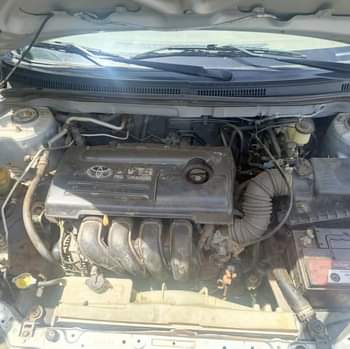A picture of Toyota Corolla 04