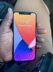 A picture of IPhone X 64gb Face ID active