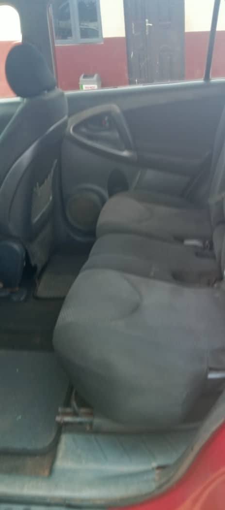 A picture of Rav 4 2008