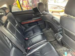 A picture of Lexus RX330 Neatly used clean in and out Engine Ac