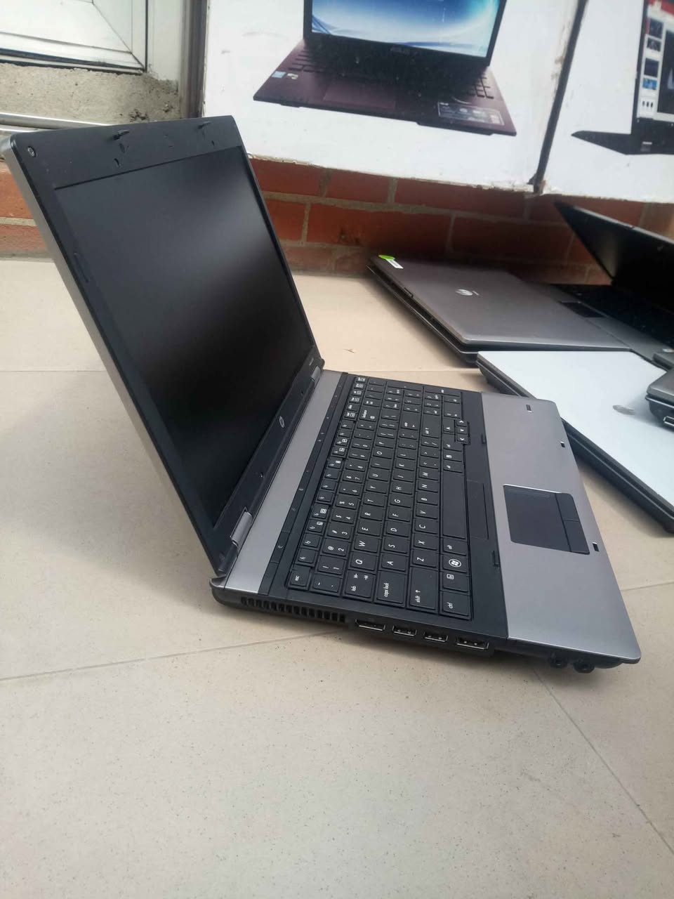 A picture of HP pro book Intel core i5 HDD 320 Ram 4gb