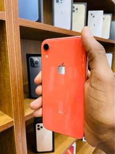 A picture of iPhone XR 64gb no Face ID