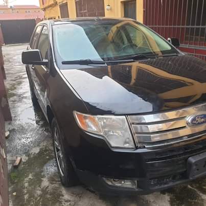 A picture of Ford edge 2010