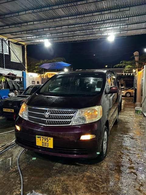 toyota alphard