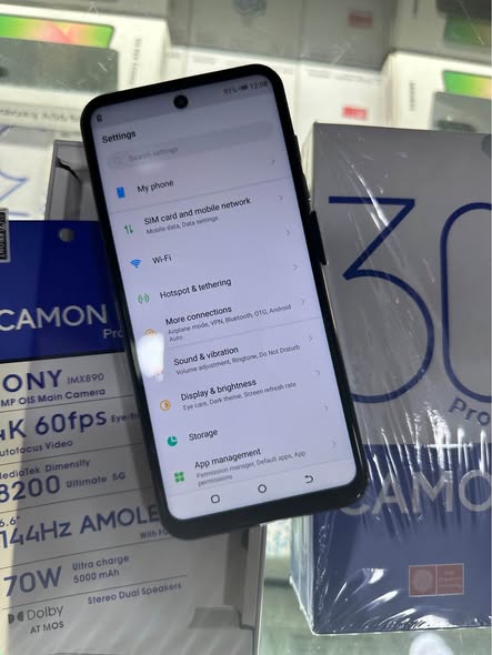 A picture of Tecno camon 30pro at 350 000 call on 0753430863