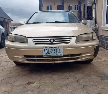 A picture of Toyota Camry Tinylight Engine Gear Ac ok Buy and drive