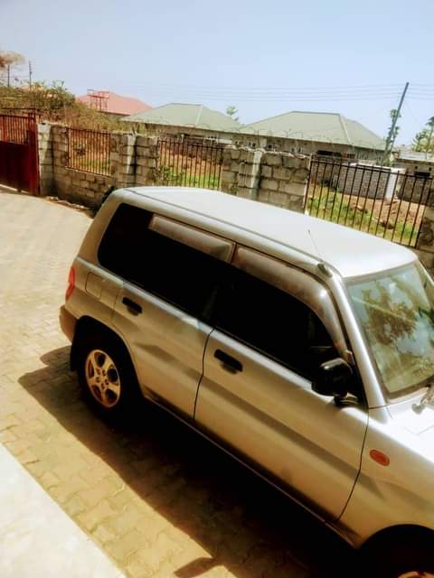 used mitsubishi pajero