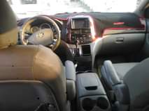 A picture of Sharp 2006 Toyota sienna Very Silent and sound engine Very