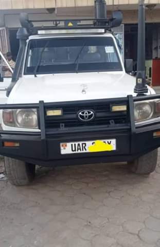 A picture of Hardtop landcruiser vehicles onsale each 50m ugx