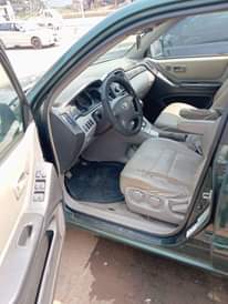 A picture of Toyota Highlander 2004 V4