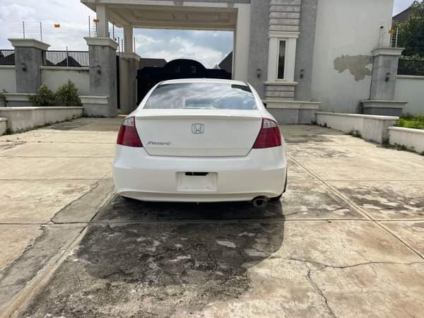 A picture of BELGIUM STANDARD 2008 HONDA ACCORD COUPE WITH GENUINE PAPERS AT