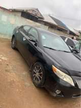 A picture of Toyota Camry 09