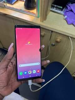 A picture of SAMSUNG GALAXY NOTE 9